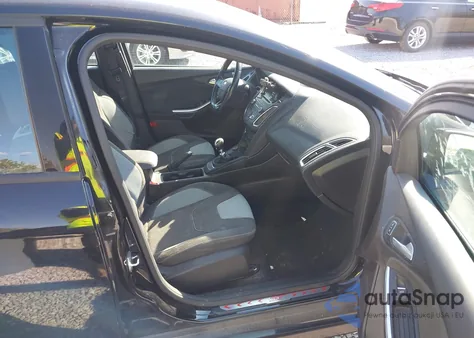 2016 Ford Focus St from USA, damaged, VIN 1FADP3L93GL237508